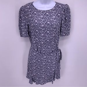 Abercrombie & Fitch Floral Wrap Mini Dress Size Small Petite